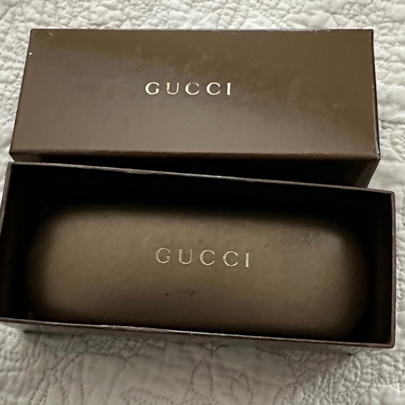 Gucci Eye Glasses 🤓 - Picture 2 of 12